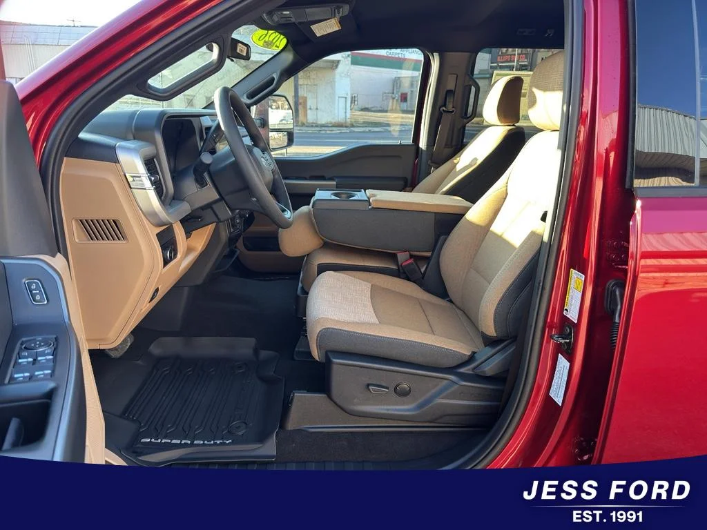 2026 Ford F-350 Super Duty XLT - Photo 10