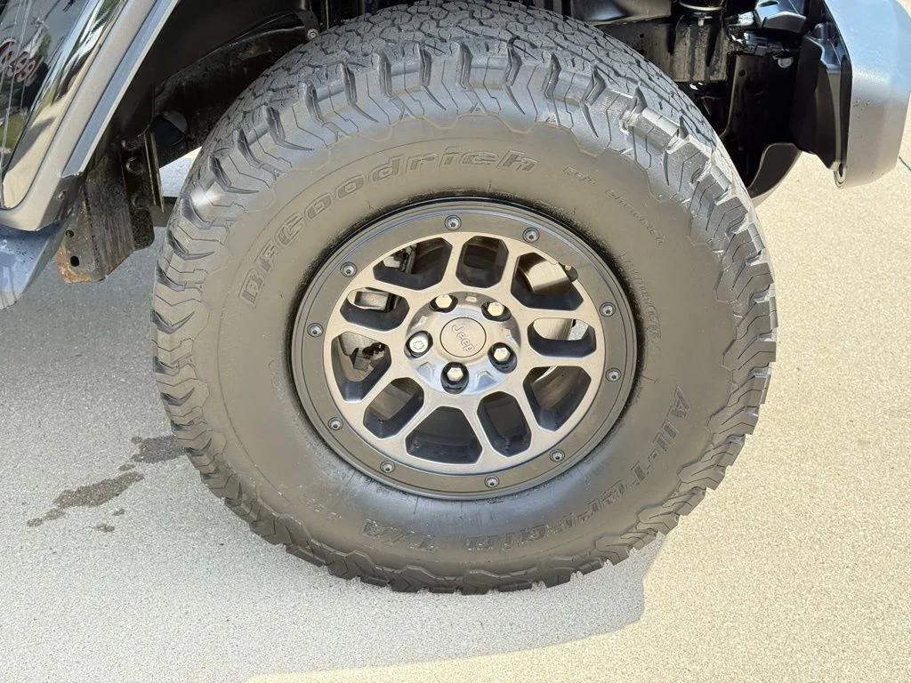 Used 2023 Black Jeep Rubicon image 9