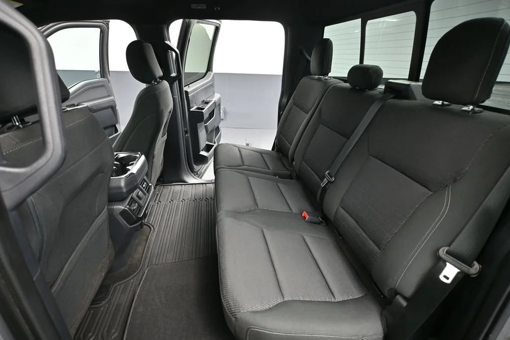 Used 2021 Gray Ford XLT image 31