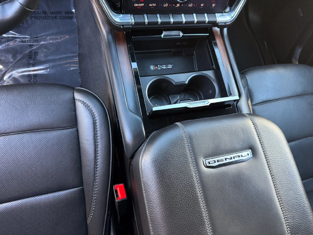 Used 2025 Summit White GMC Denali image 27