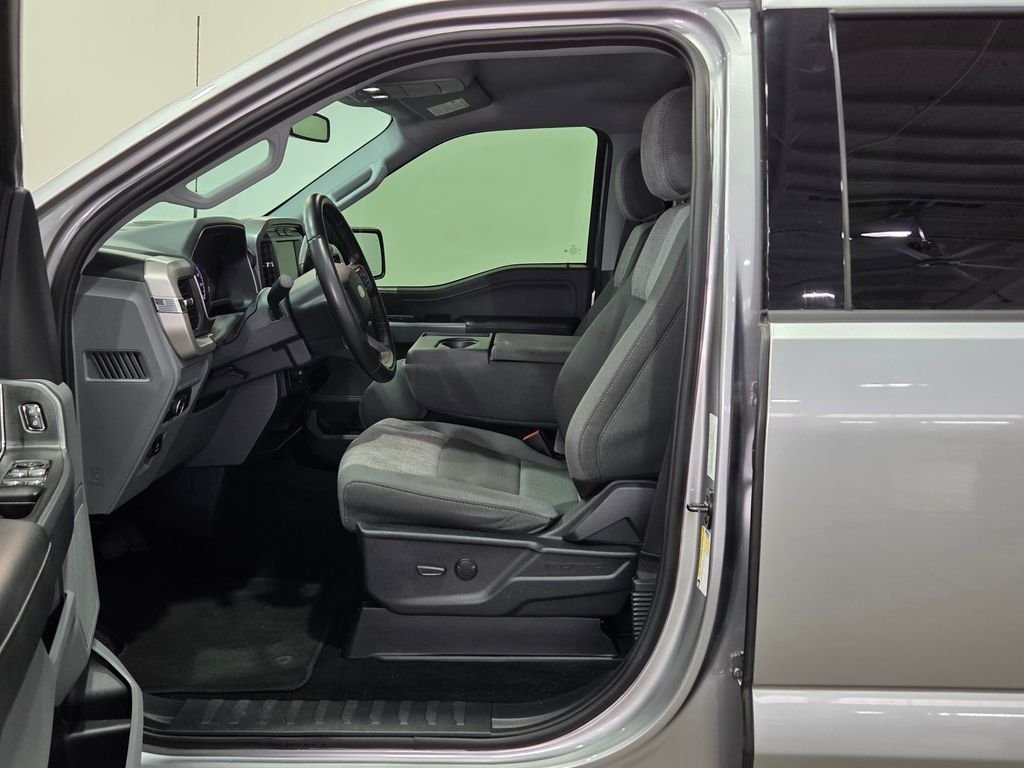 Used 2022 Silver Metallic Ford XLT image 16
