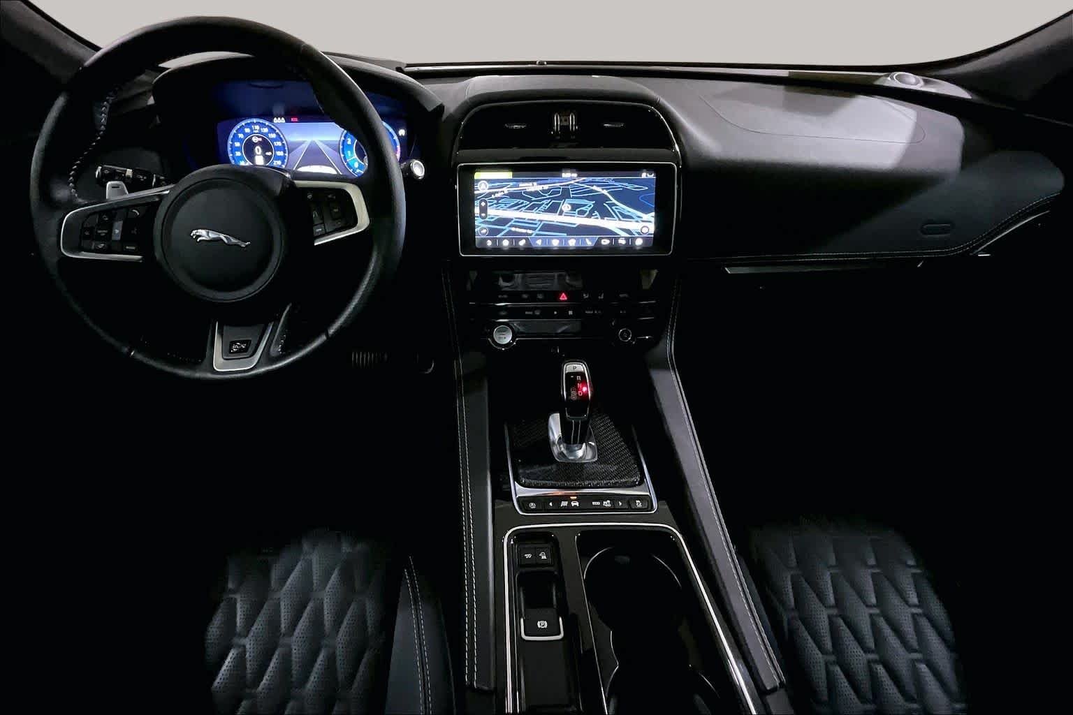 Used 2020 BLACK Jaguar SVR image 15