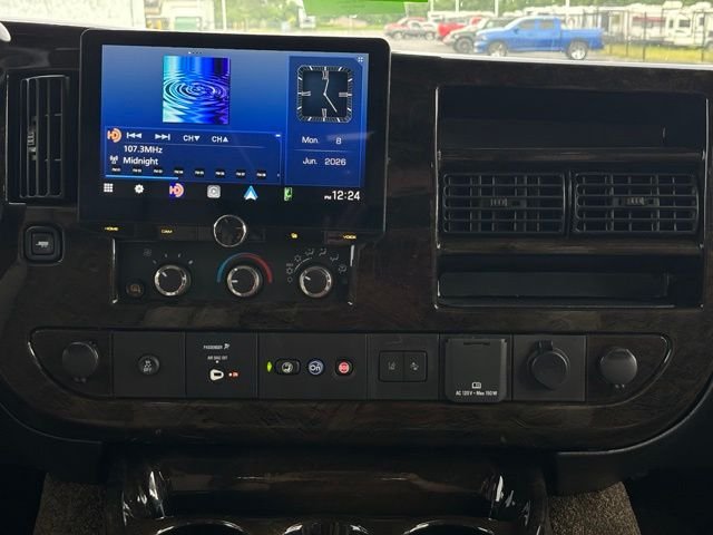 New 2026 Special Exterior Color GMC Explorer Limited SE image 24