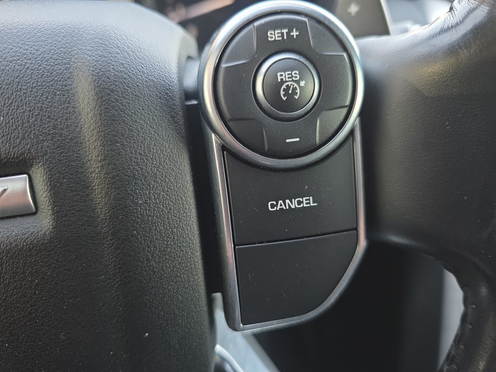 Used 2017 Gray Land Rover HSE image 22