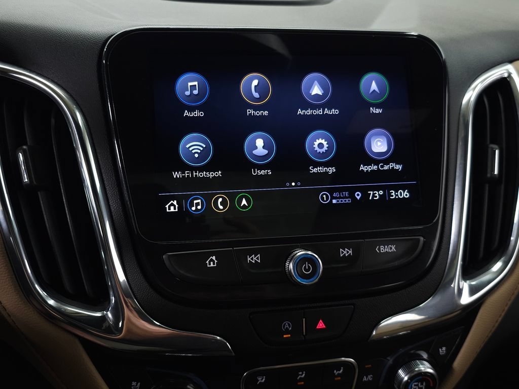 Used 2022 IRIDESCENT PEARL TRICOAT Chevrolet Premier image 25