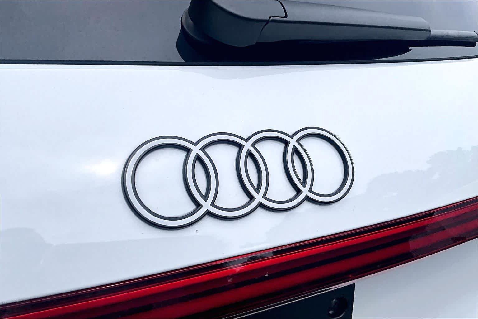 Used 2025 Glacier White Metallic Audi Premium Plus image 52
