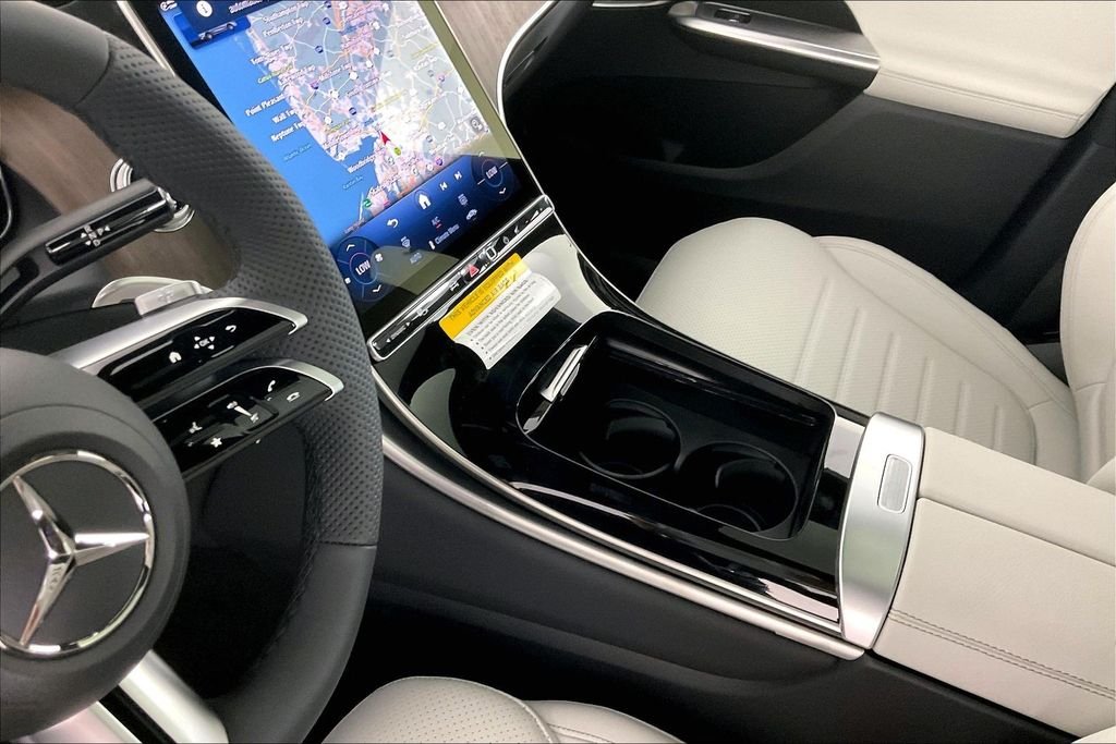 New 2026 Obsidian Black Metallic Mercedes-Benz GLC 300 image 8