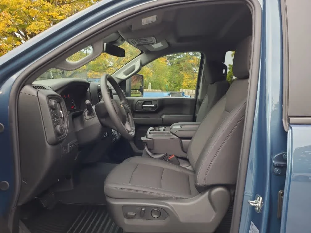 2026 Chevrolet Silverado 2500 HD Custom - Photo 12
