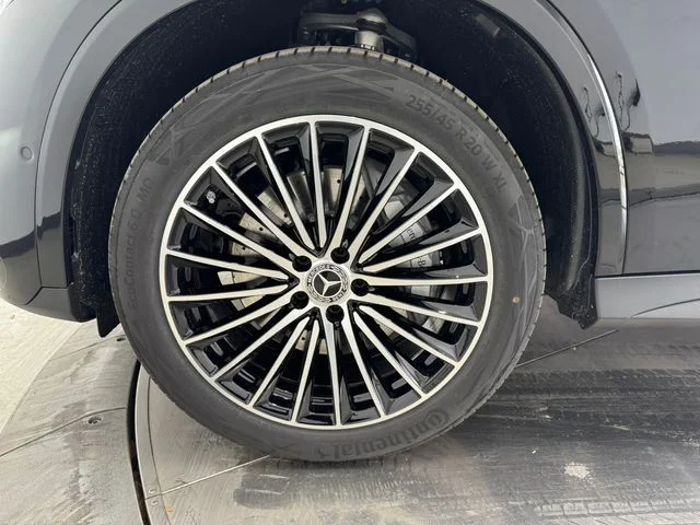 New 2026  Mercedes-Benz GLC 300 image 9