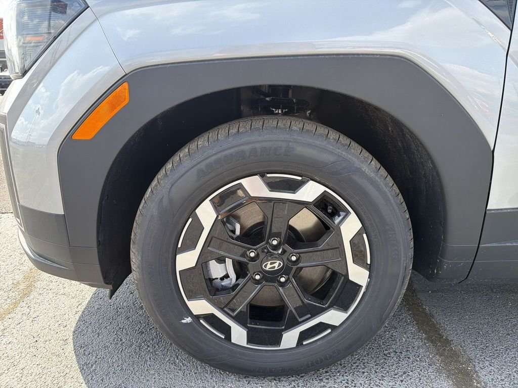 New 2026 Silver Hyundai SEL AWD image 18