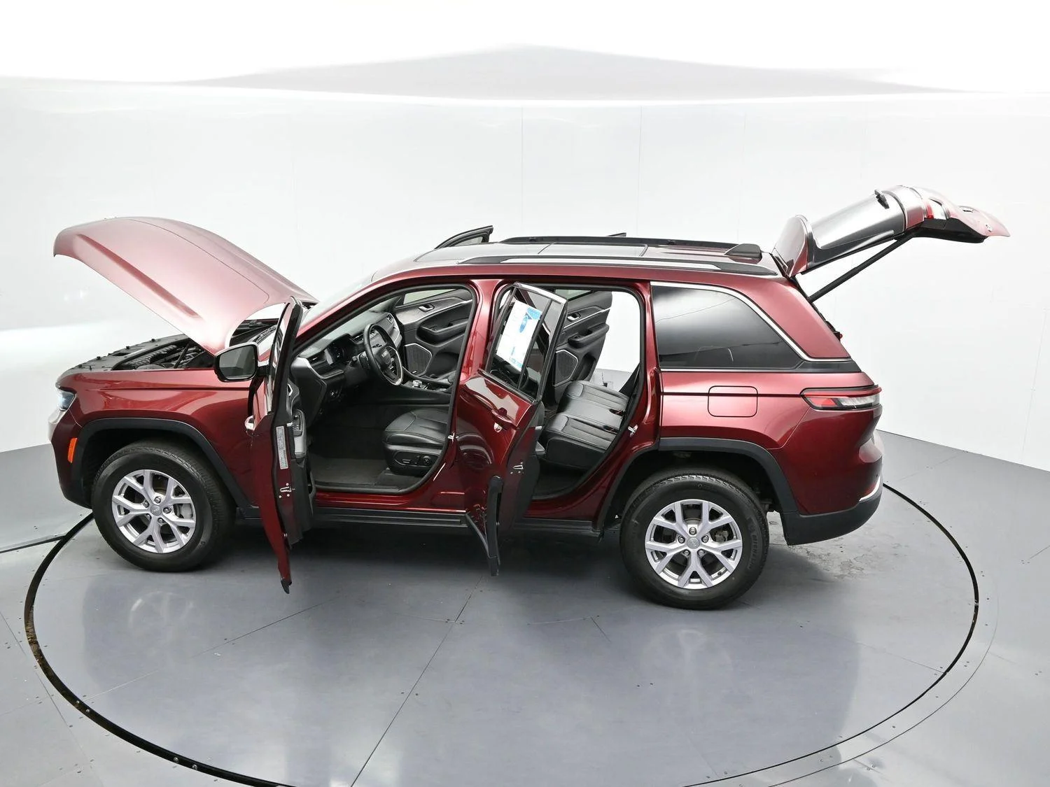 Used 2022 Red Jeep Limited image 45