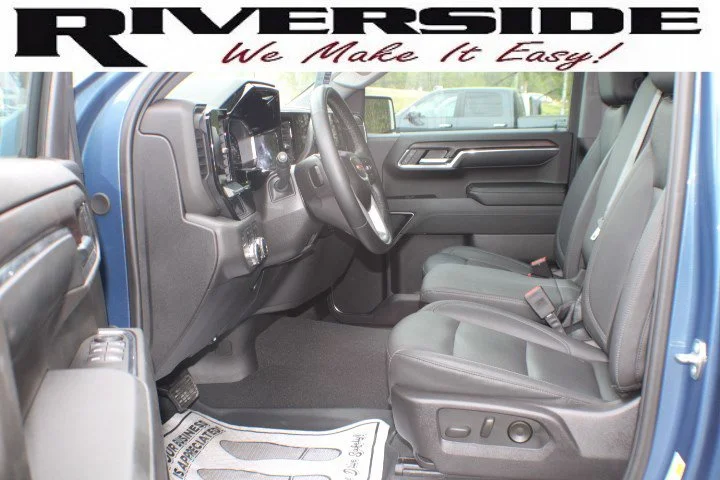 Certified Used 2024 Downpour Metallic GMC SLT image 13