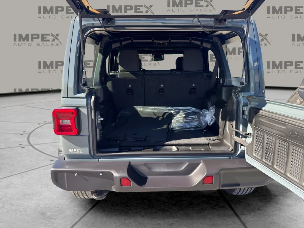 Used 2026 Gray Jeep Sahara image 28