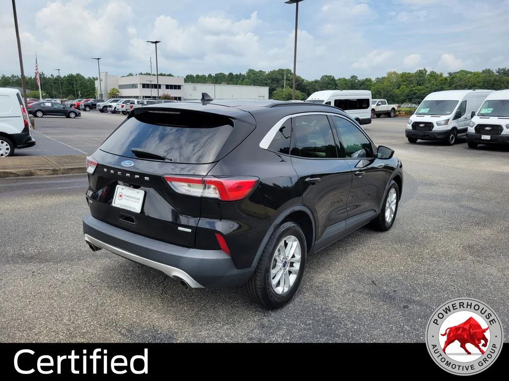 Used 2020 Black Ford SE image 5