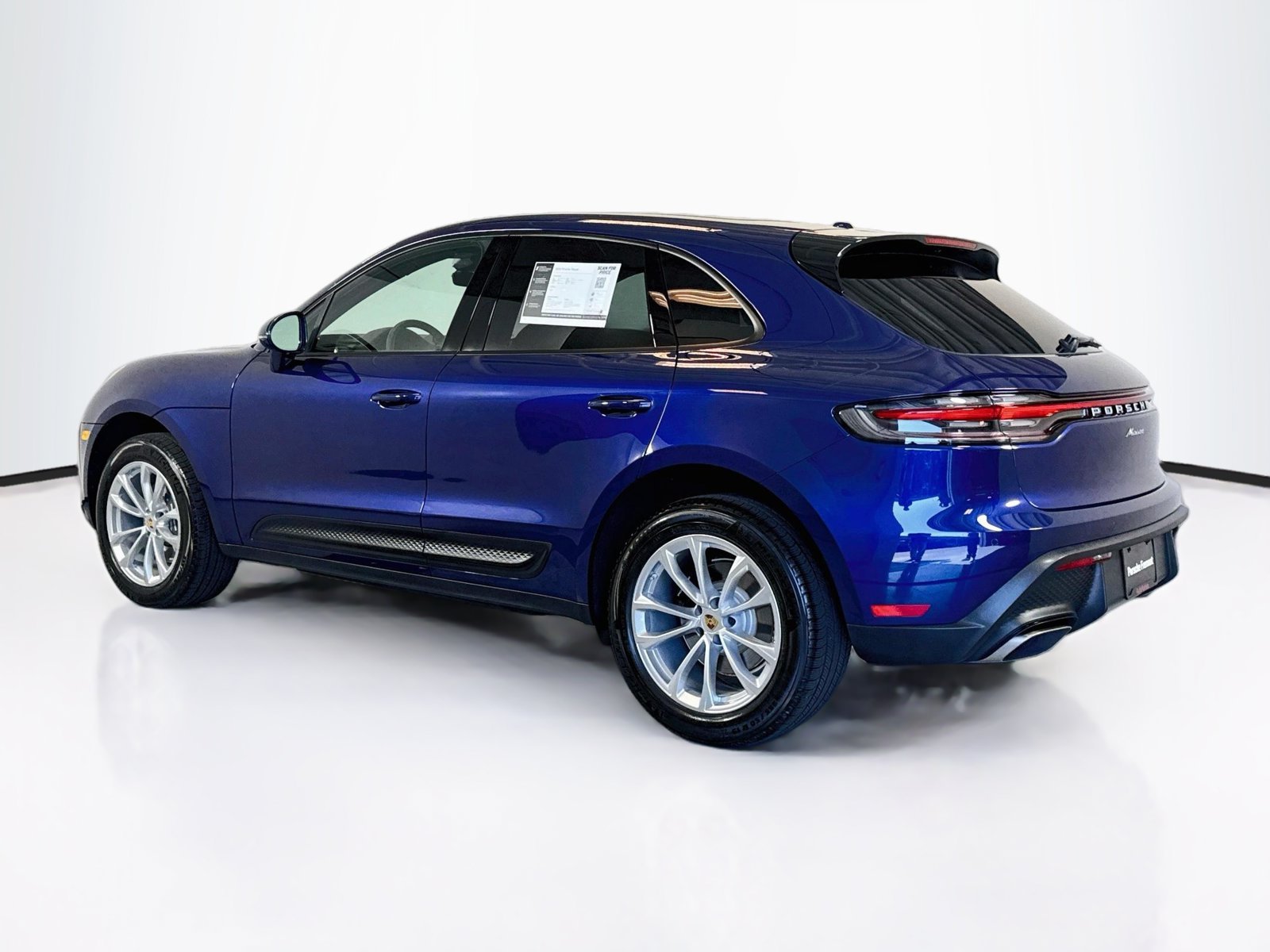 Used 2026 Gentian Blue Metallic Porsche  image 3