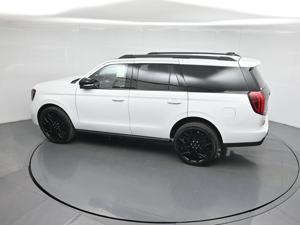 New 2026 Oxford White Ford Platinum image 37