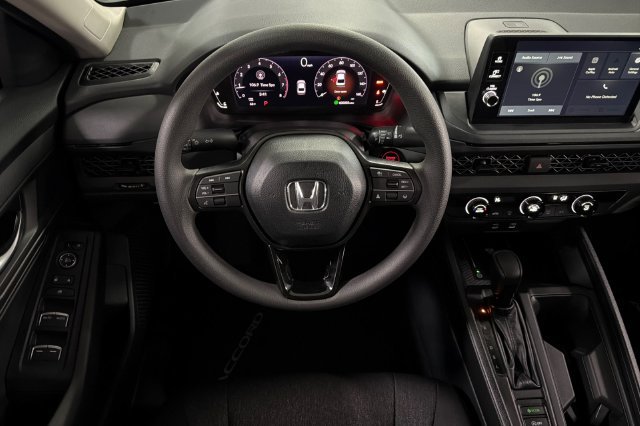 New 2026 Platinum White Pearl Honda LX image 12