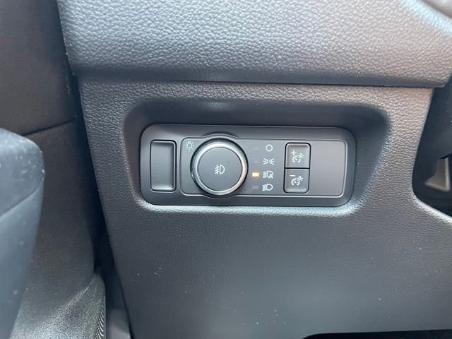 New 2025 CARB GRAY Ford Lariat image 16