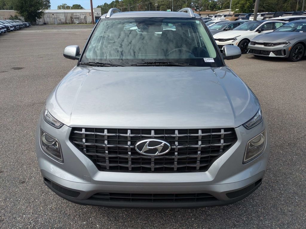Used 2026 Silver Hyundai SEL image 9