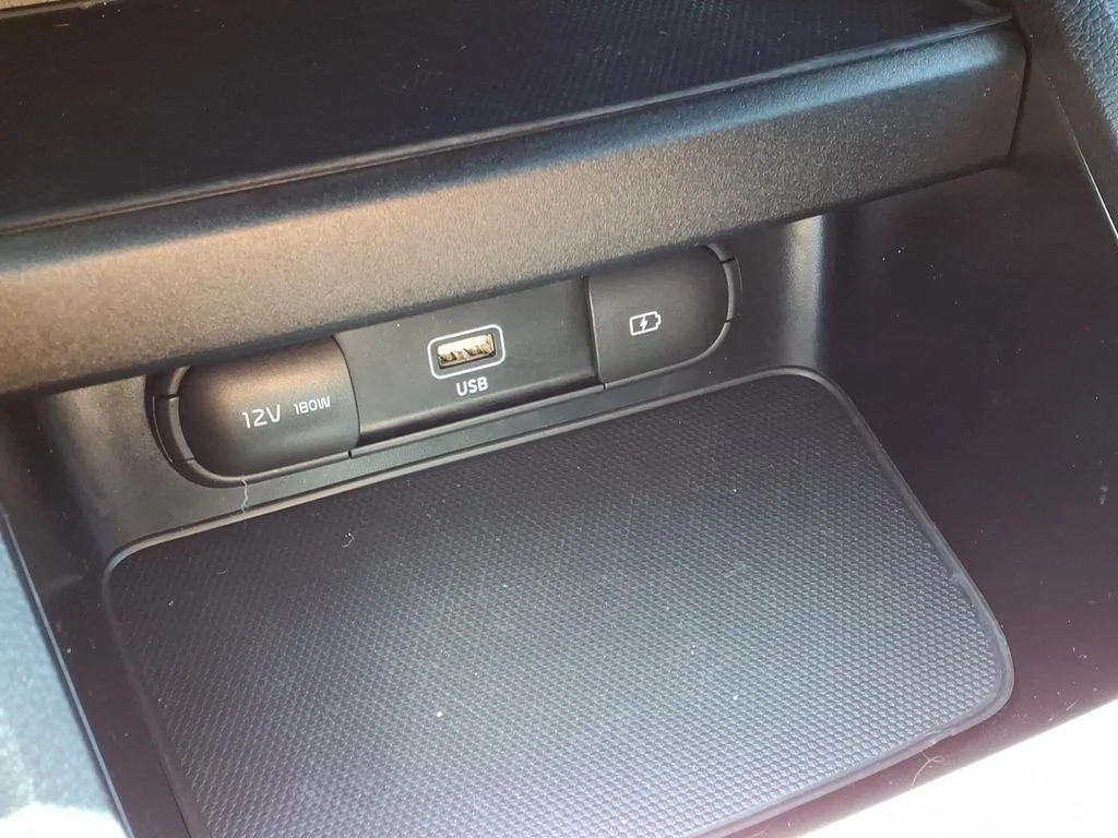 Certified Used 2024 Gray Kia LXS image 18