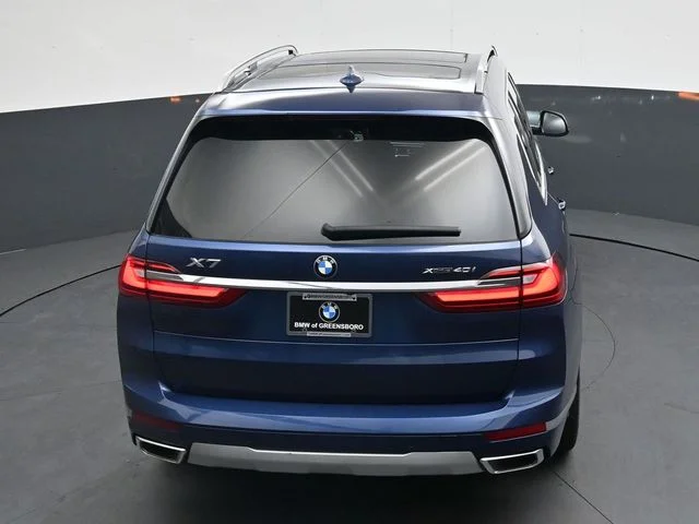 Used 2022 Blue BMW xDrive40i image 28