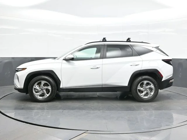 Used 2022 Gray Hyundai SEL image 4
