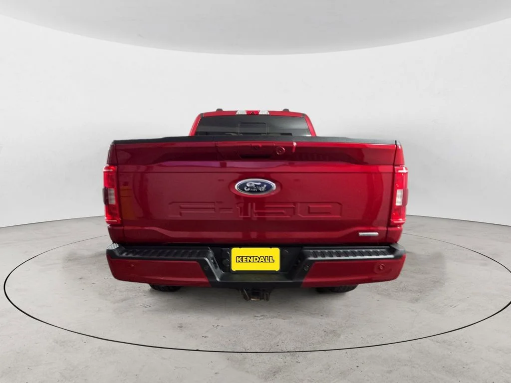 Used 2021 Red Ford XLT image 4