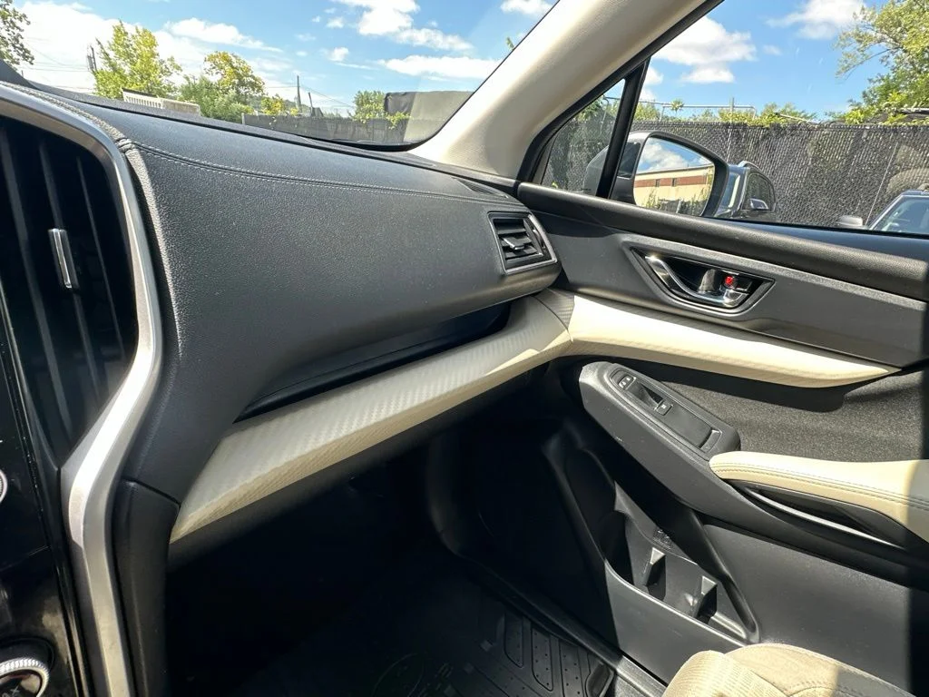 Used 2022 Blue Subaru Premium image 19