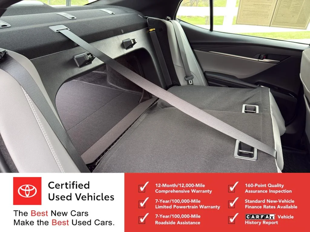 2026 Toyota Camry SE - Photo 17
