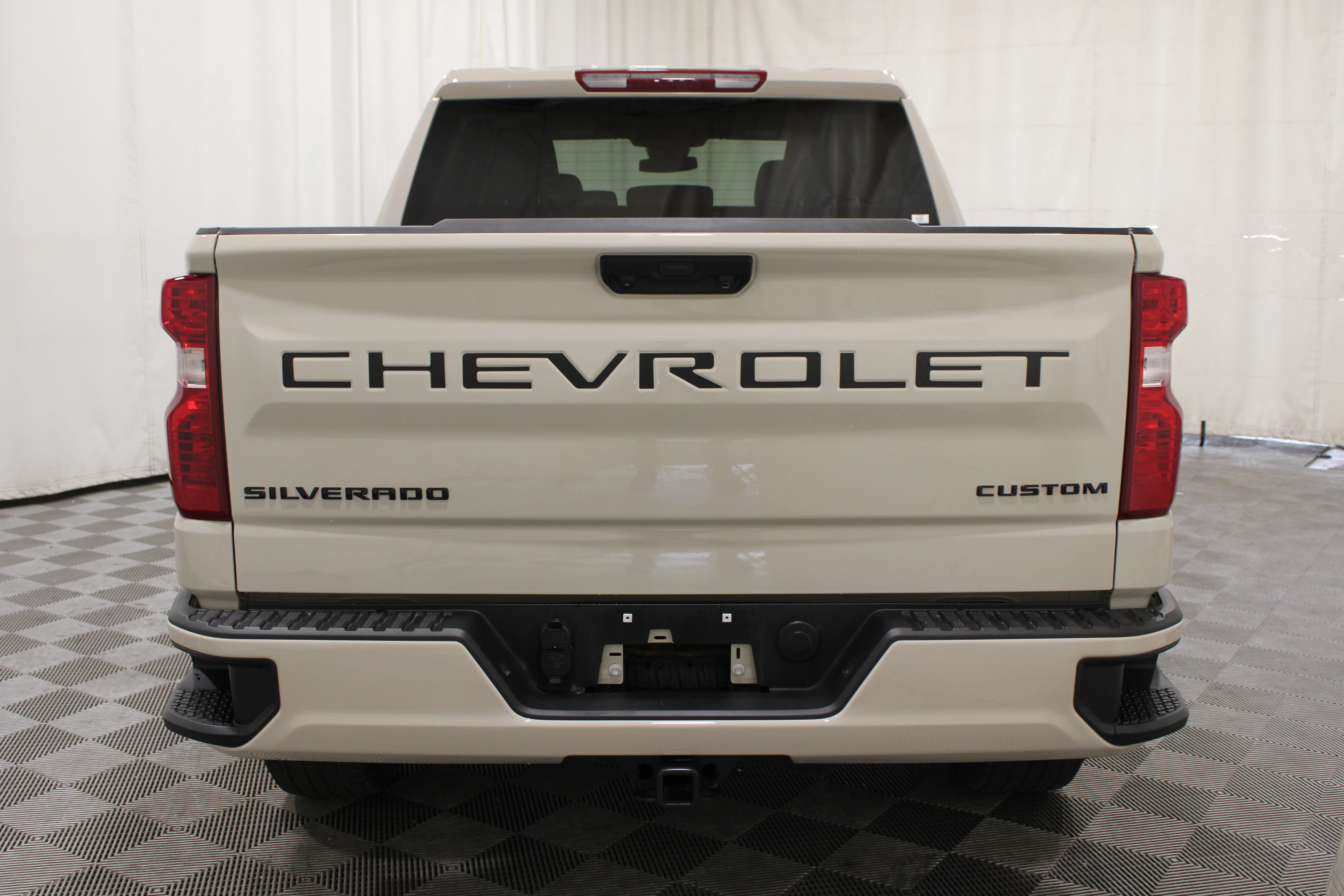 New 2026 White Sands Chevrolet Custom image 30