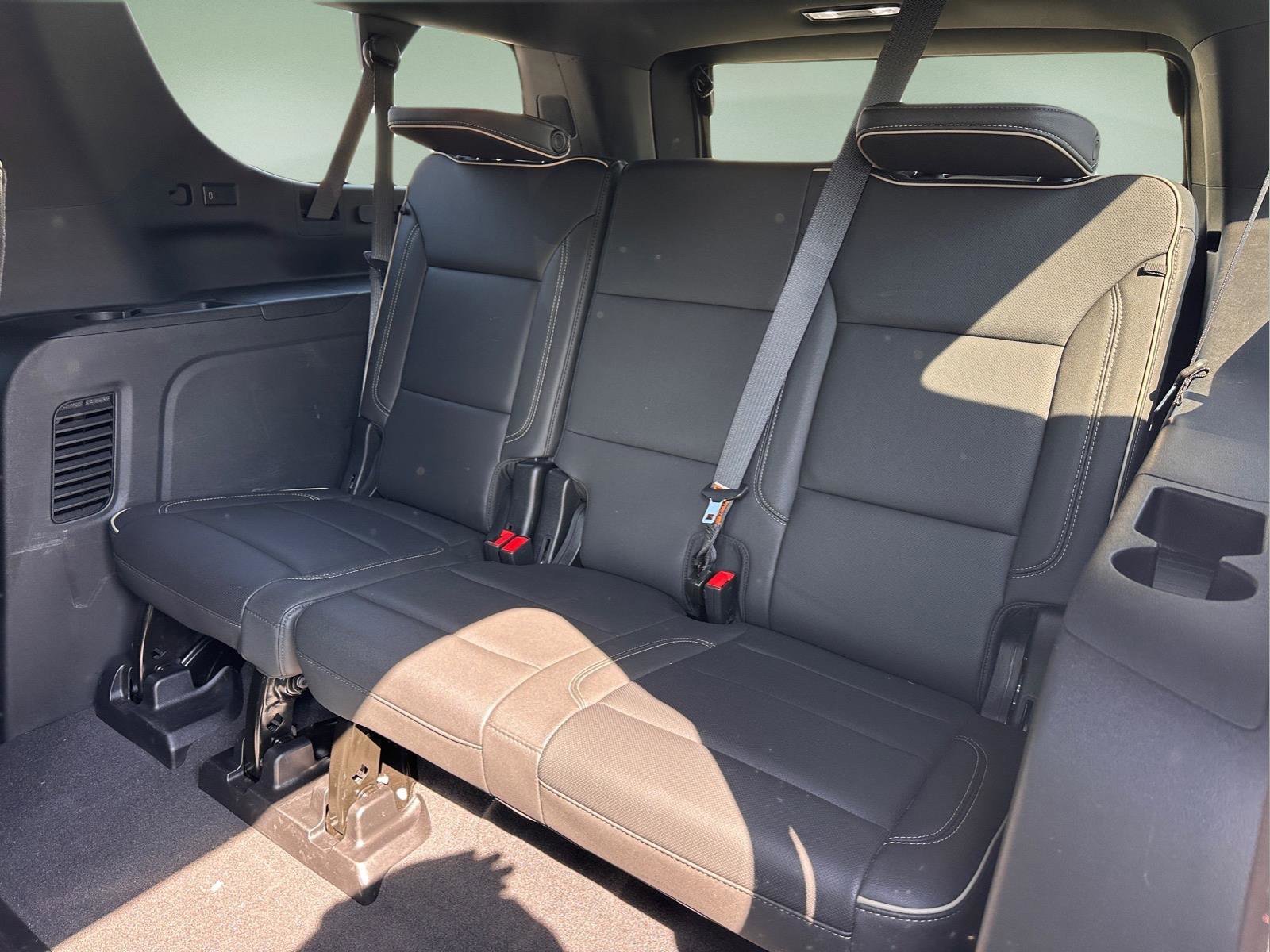 Used 2024 Onyx Black GMC SLT image 15