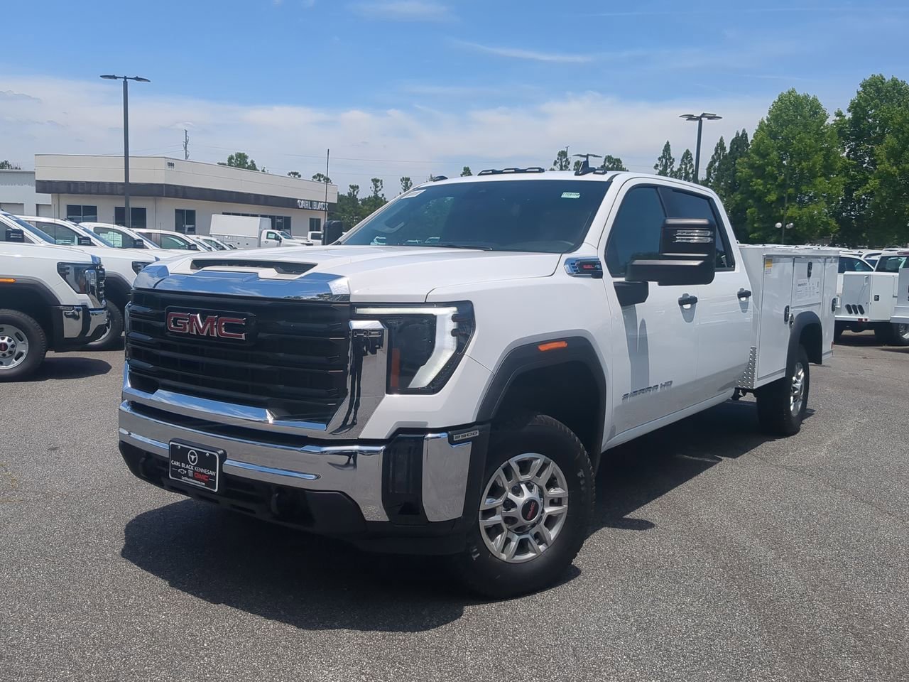 New 2026 Summit White GMC Pro image 1