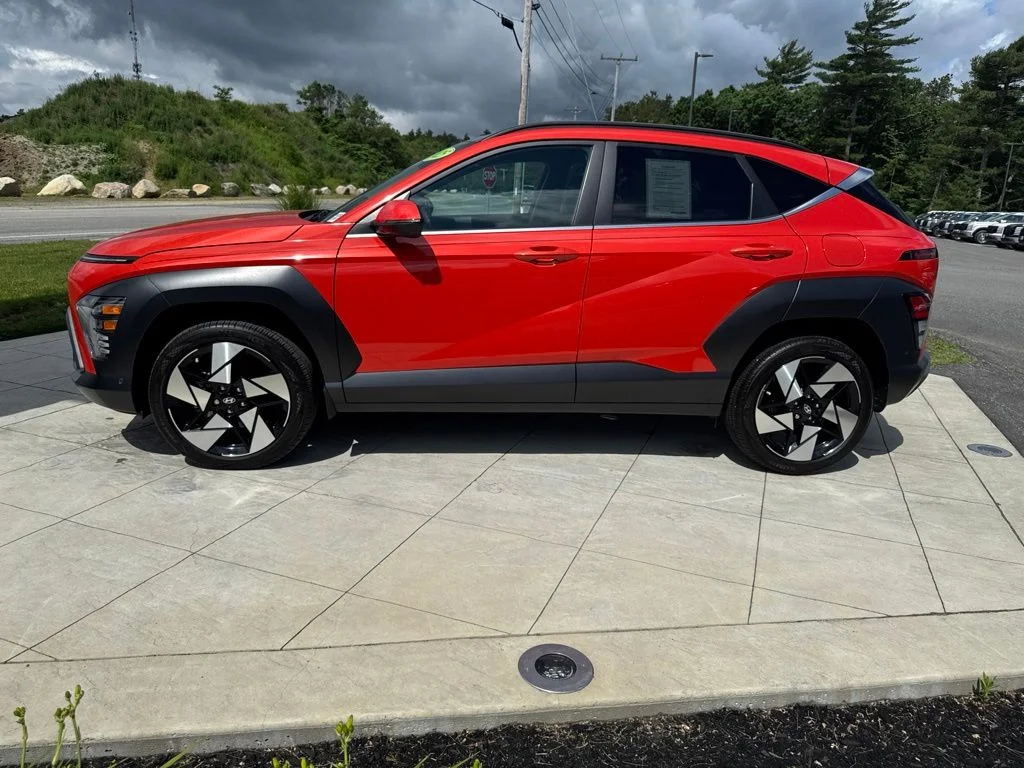 Used 2025 Orange Hyundai Limited image 4
