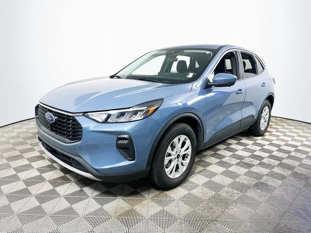 Certified Pre-Owned 2023 Ford Escape Active