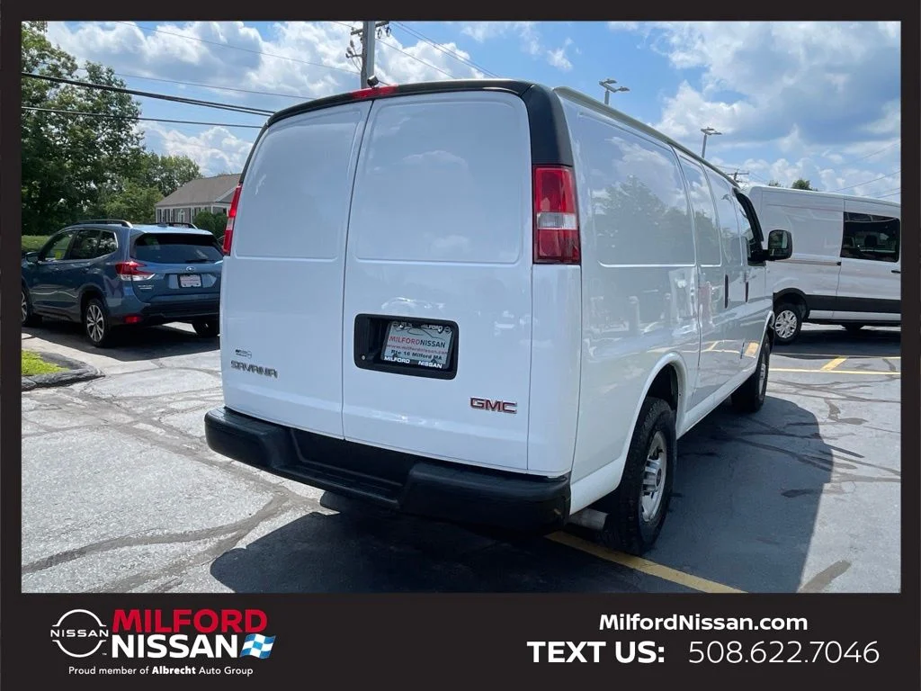 Used 2023 White GMC Work Van image 5