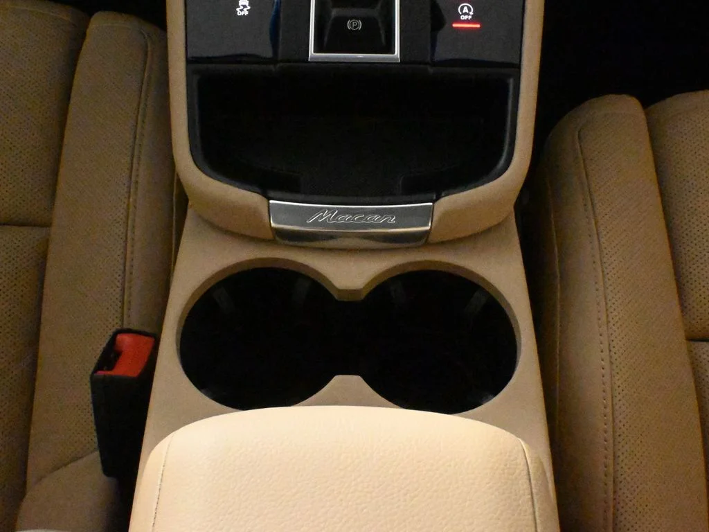 Certified Used 2025 Blue Porsche  image 29