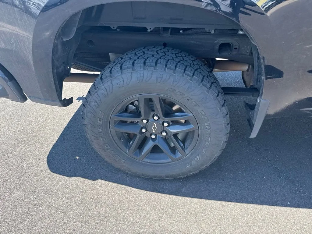 Used 2019 Black Chevrolet LT Trail Boss image 20