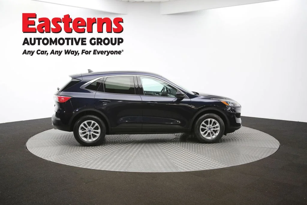 Used 2021 Blue Ford SE image 73