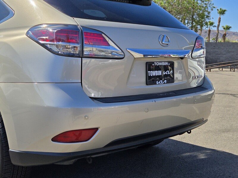 Used 2013 Cashmere Metallic LEXUS AWD 4DR image 5