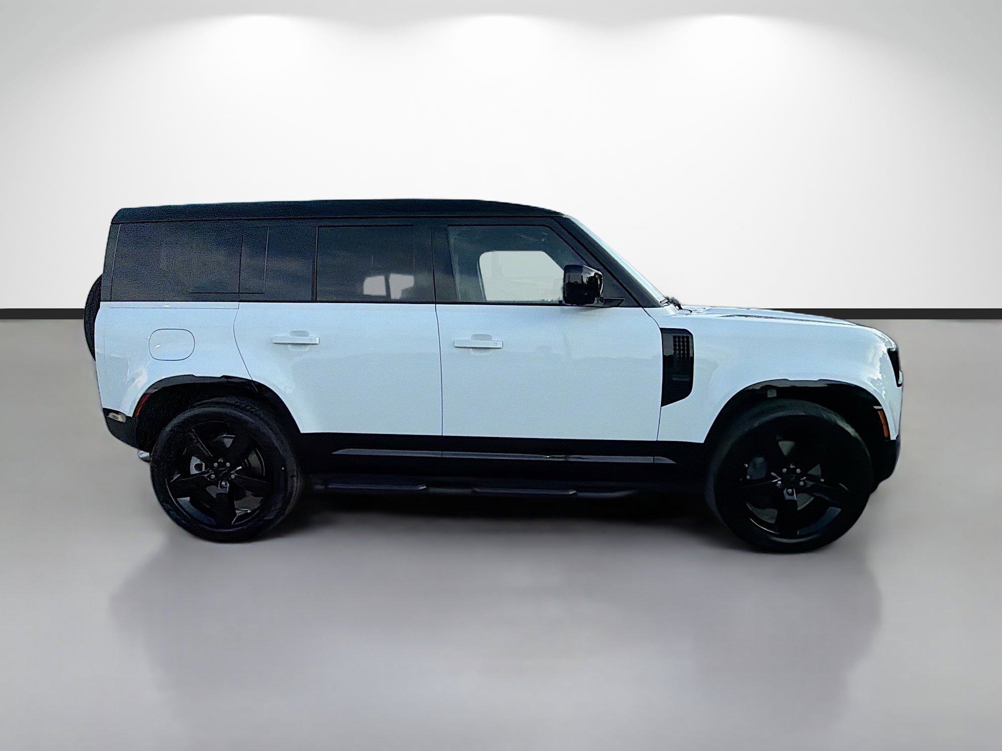 New 2026 Fuji White Land Rover X-Dynamic SE image 6