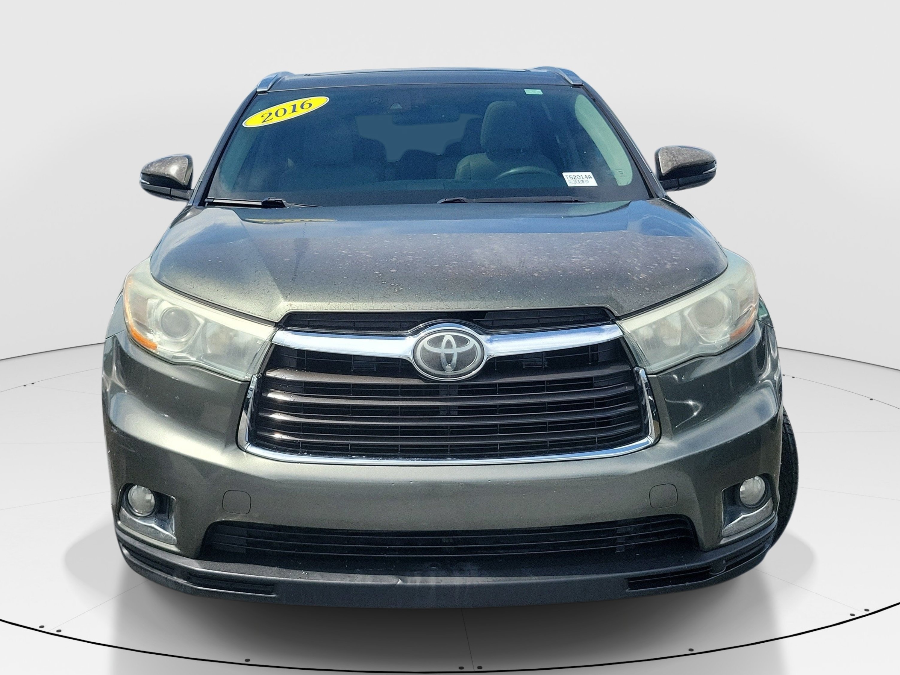 Used 2016 Jade Metallic Toyota Limited Platinum V6 image 2