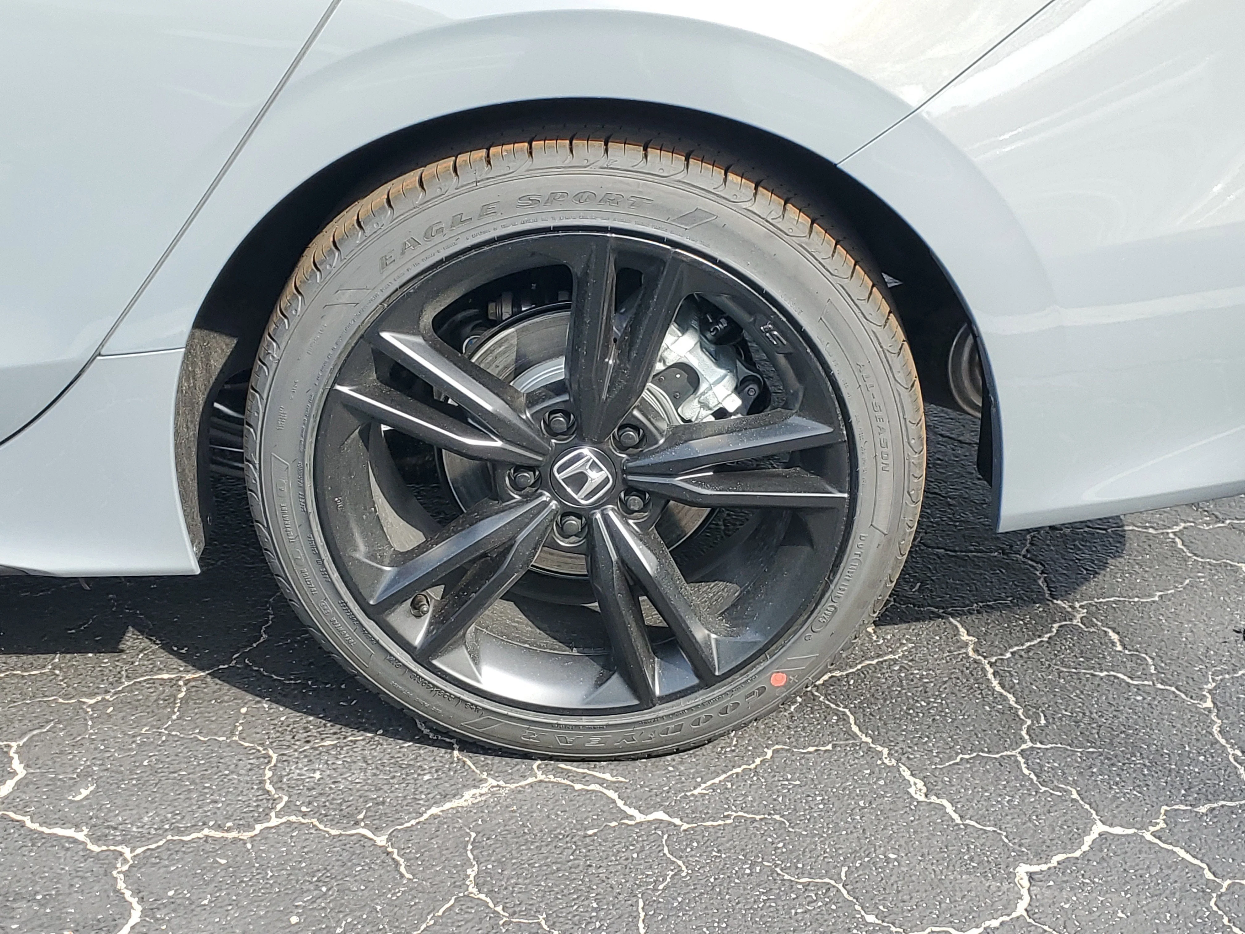 New 2026 Urban Gray Pearl Honda  image 5