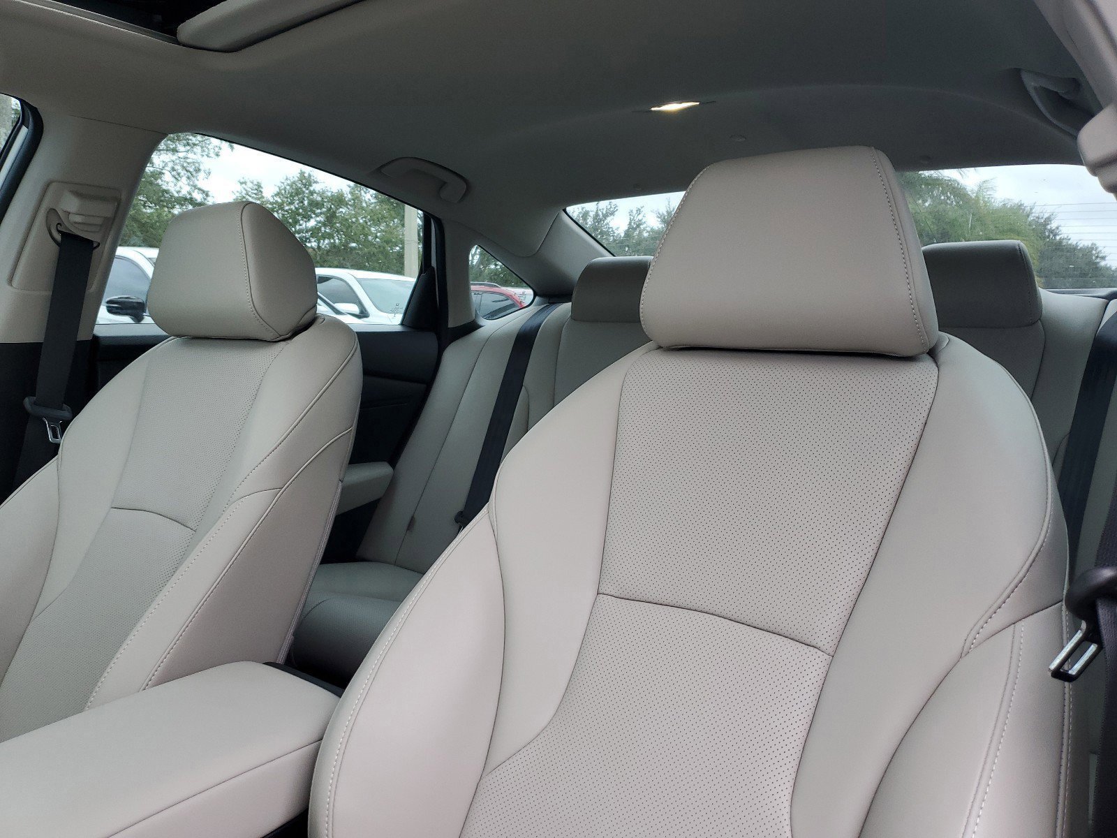 2025 Honda Accord Hybrid EX-L - Photo 19
