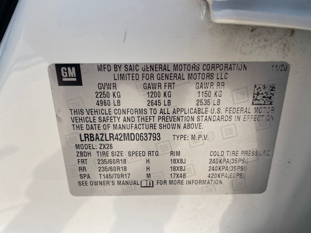 Used 2021 White Buick Preferred image 30