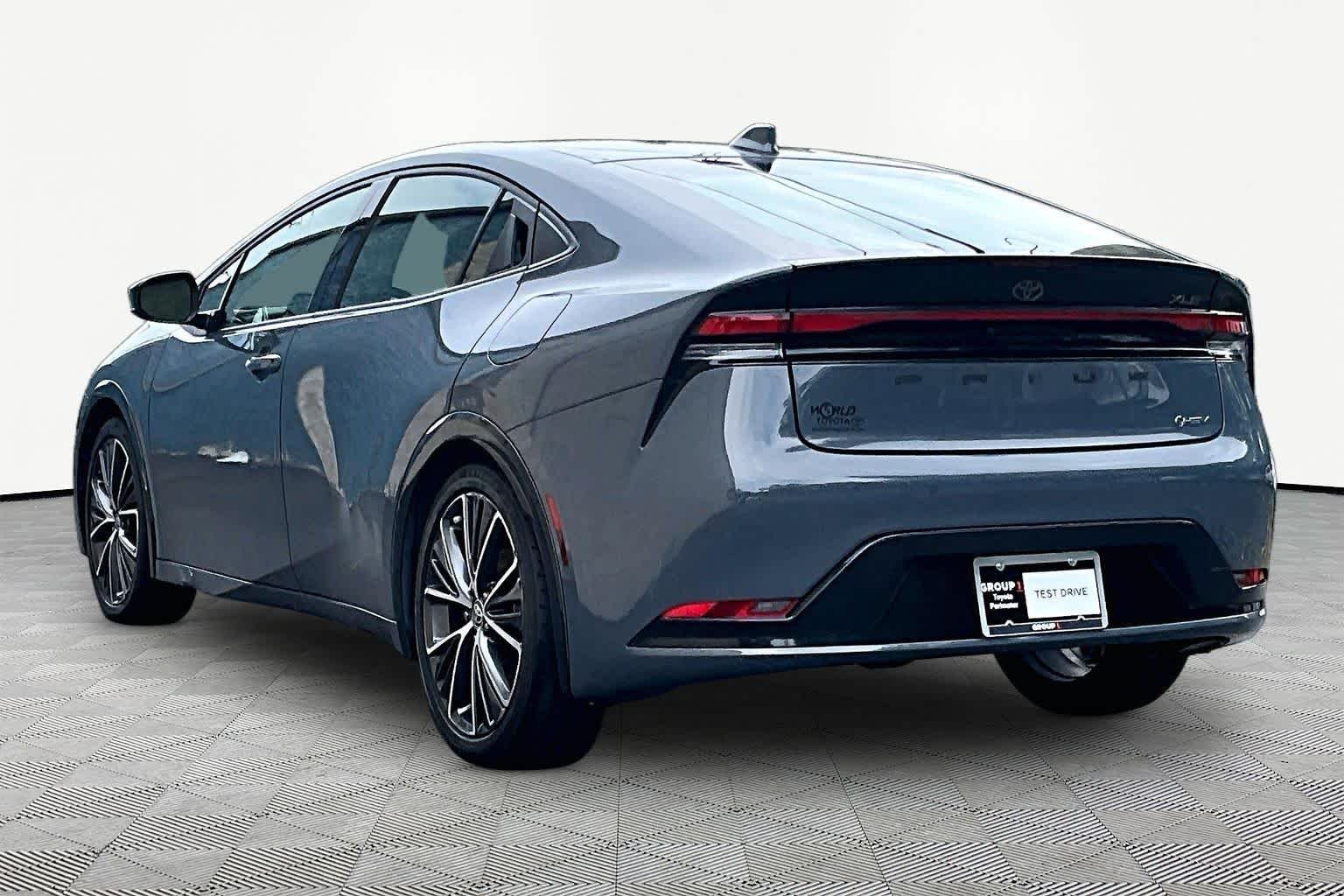 Used 2024 Guardian Gray Toyota XLE image 12