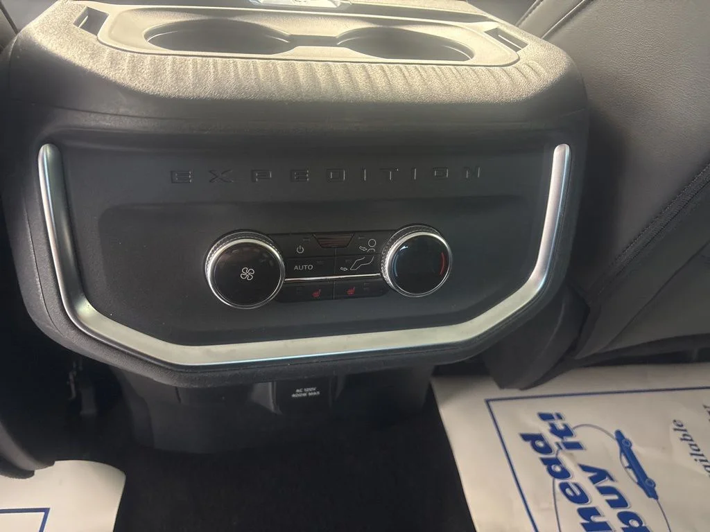 Used 2025 Black Ford Platinum image 11