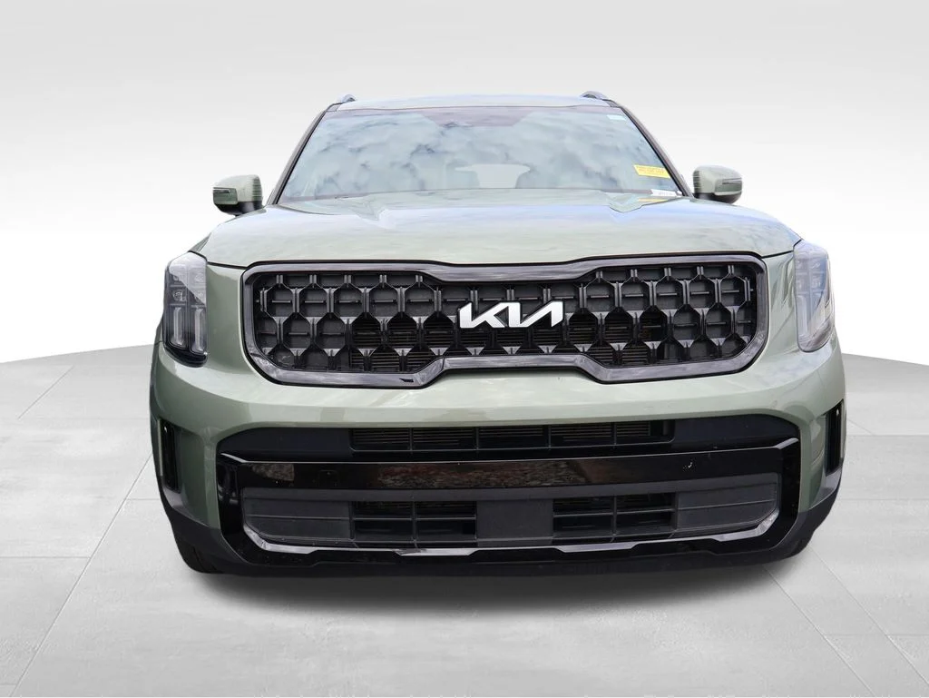Used 2024 Jungle Green Kia EX X-Line image 10