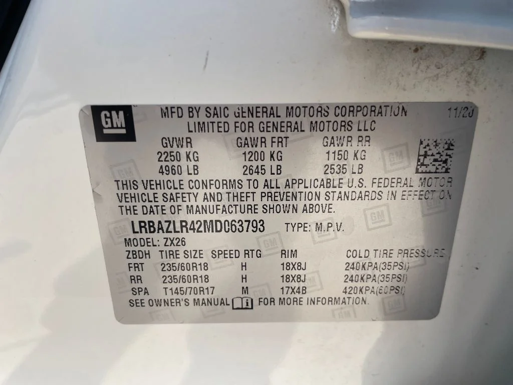 Used 2021 White Buick Preferred image 30