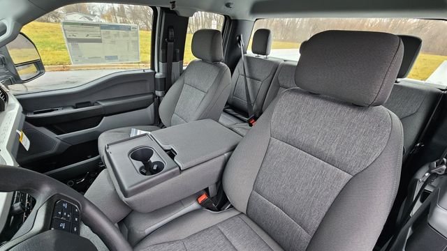New 2026 Oxford White Ford XL image 11