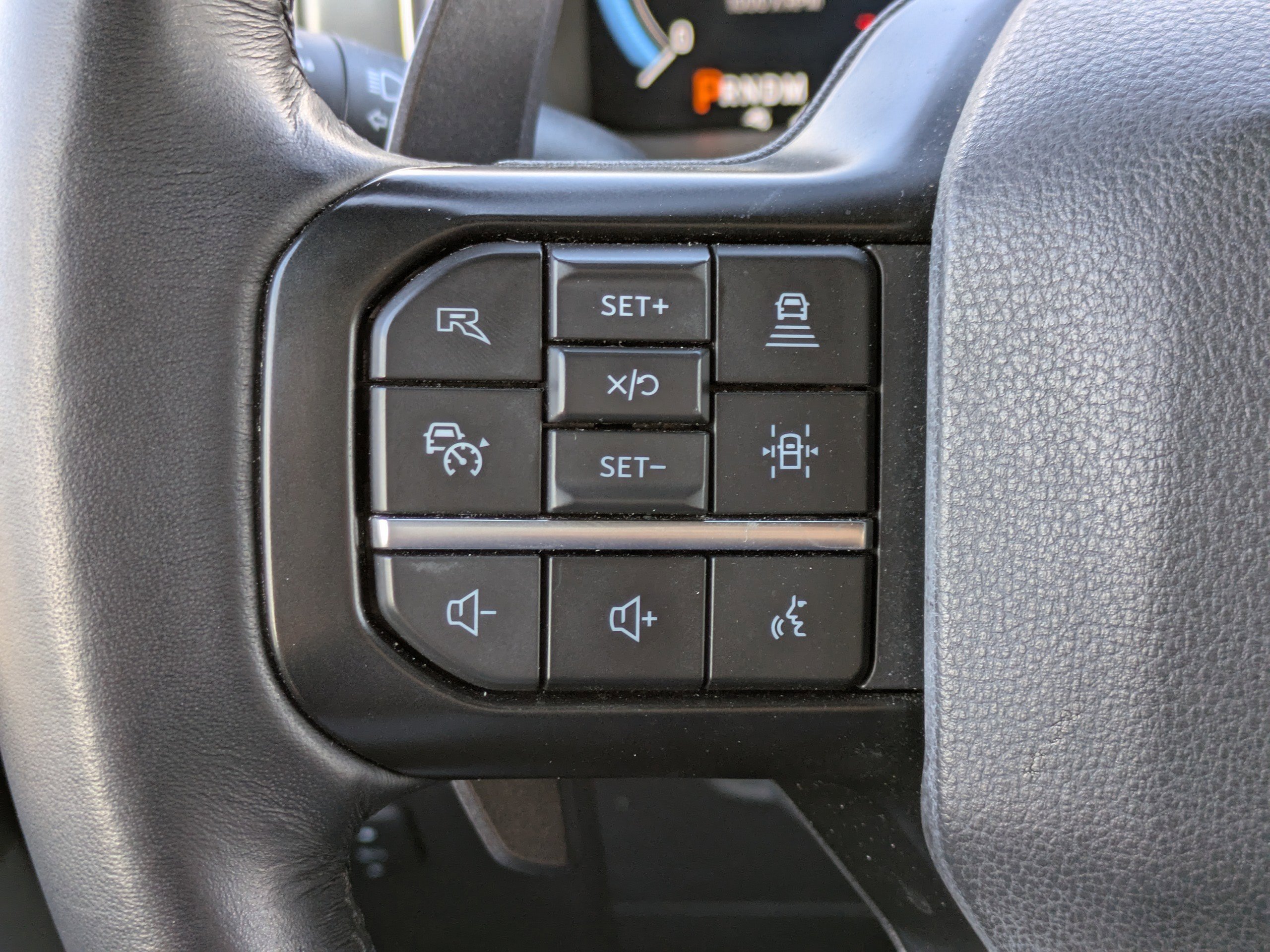 Used 2023  Ford Raptor image 22